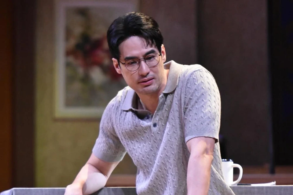 Once Again has officially opens its curtain